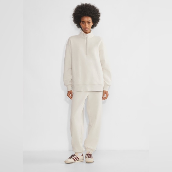 Aritzia TNA Sweatfleece Cozy Fleece Boyfriend 1/2 Zip Sweatshirt - Picture 3 of 9